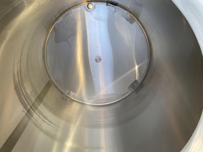 Used Unused BCast Stainless Steel Products approximately 530 gallon 304 stainless steel sanitary vertical tank