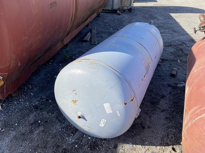 Used Used Steel Fabricators approximately 300 gallon vertical carbon steel air receiver