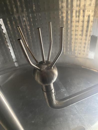 Used Used Feldmeier approximately 8000 gallon 304 stainless steel jacketed/agitated vertical juice silo.