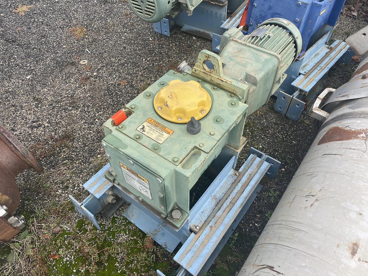 Used Used Lightnin Right-Angle Drive (CW)