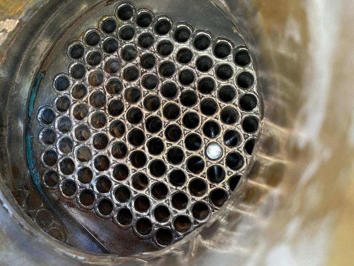 Used Used JFD Tube & Coil Products Inc. 149.6 sq ft 304L Stainless Steel shell and tube heat exchanger