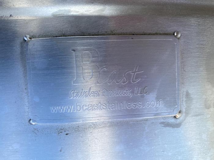 Used Unused BCast Stainless Steel Products approximately 530 gallon 304 stainless steel sanitary vertical tank