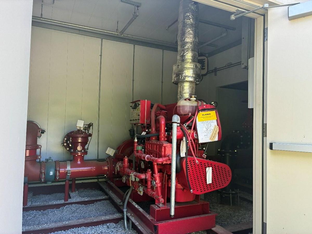 Unused Complete Diesel Fire Pump System in skidded Building