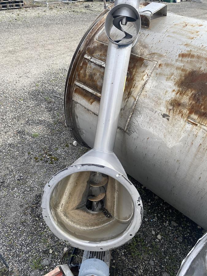 Used Used approximately 40 cu. ft.  stainless steel vertical hopper