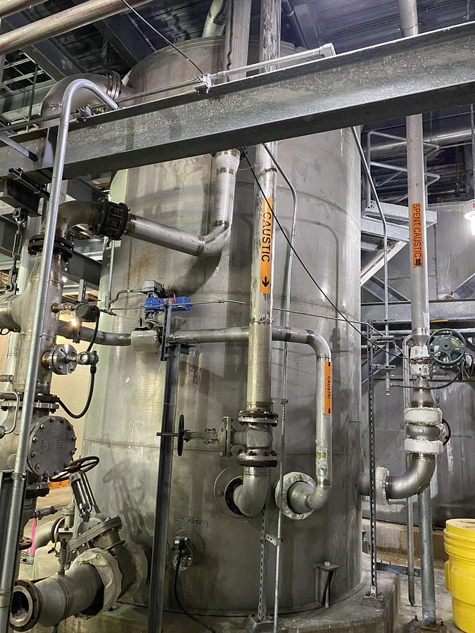 Used Used Erected Steel Products 9,000 gallon 316L stainless steel vertical tank