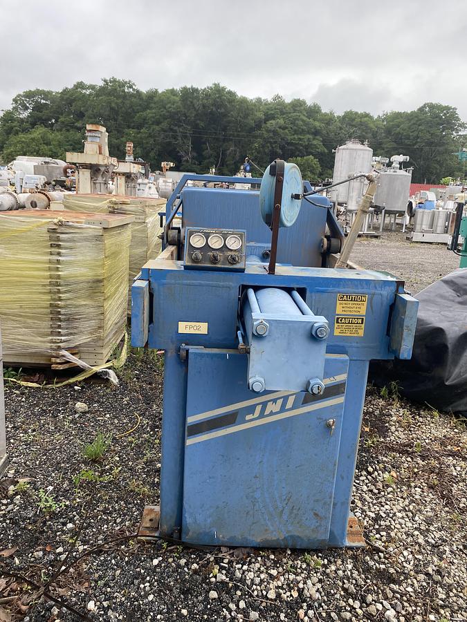 Used Used JWI/US Filter Model 1000G32-60-DYL 50 cu ft  Poly plate and frame press