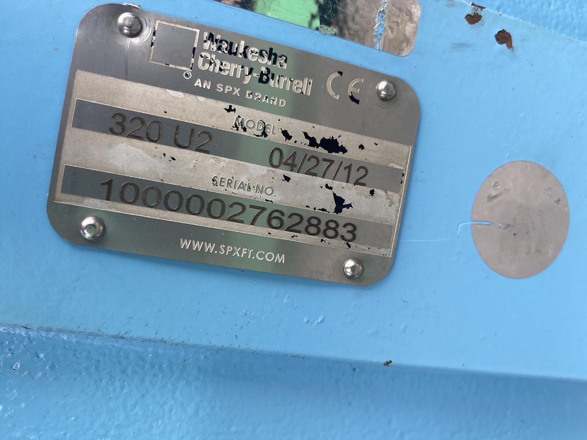 Used Used Waukesha Cherry Burrell sanitary Rotary Pump Model 320U2