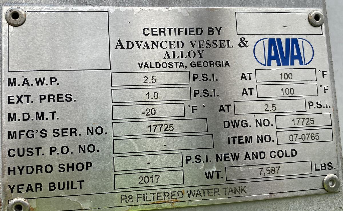 Used Used Advanced Vessel and Alloy approximately 8,800 gallon stainless steel vertical tank