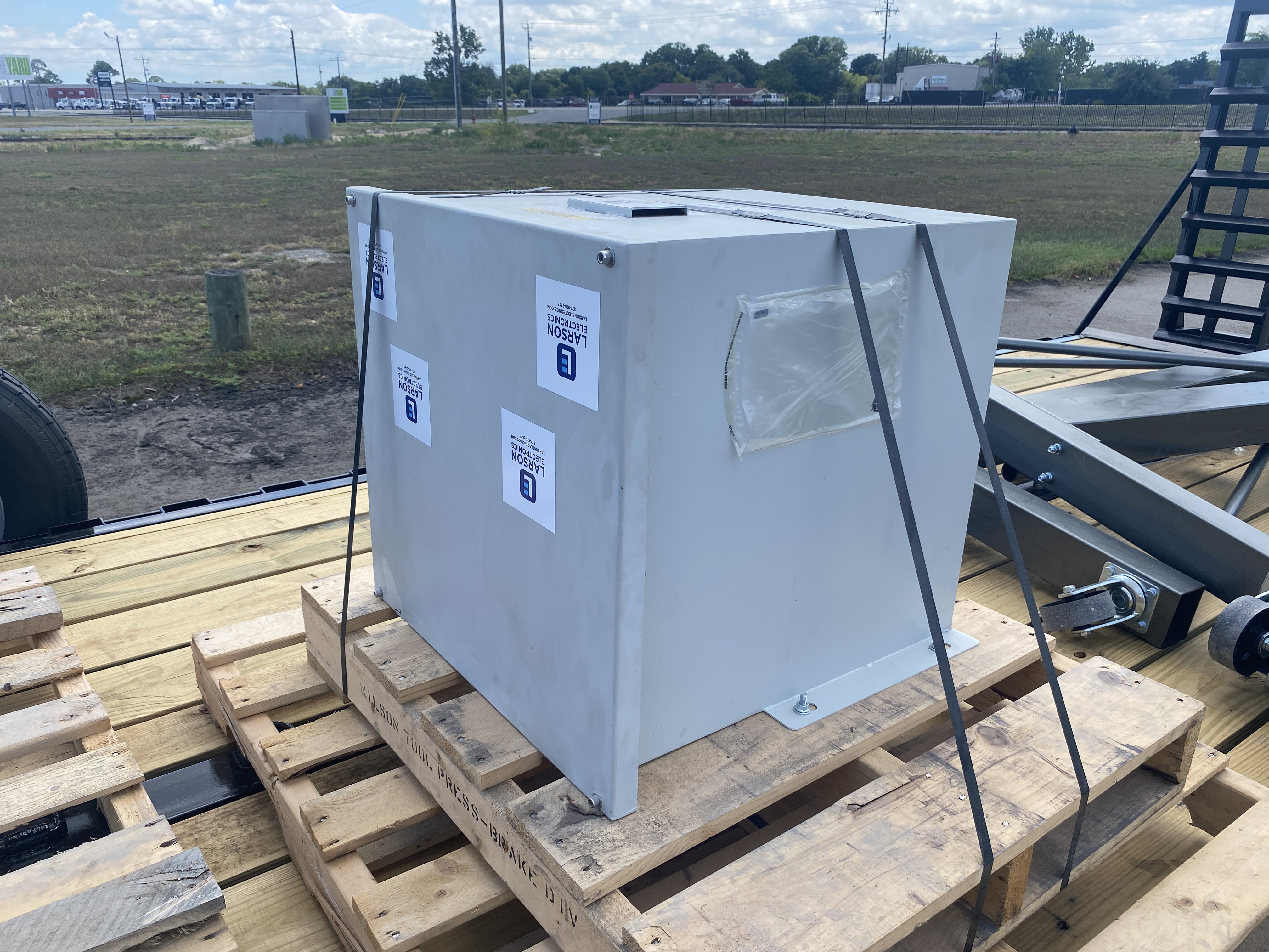 Unused Lawson Electronics  Model MT-DOE16-3P-208D 45KVA-460Y.266-N3R Transformer.