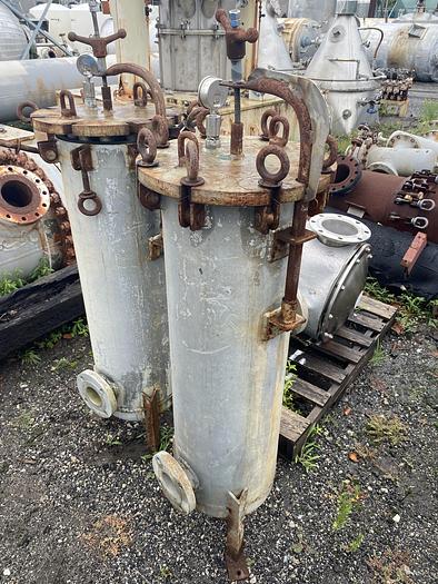 Used Used CUNO Filter Model 12SL3 stainless steel cartridge filter