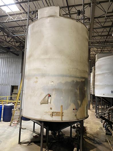 Used Used Assmann approximately 4200 gallon cone bottom poly tank