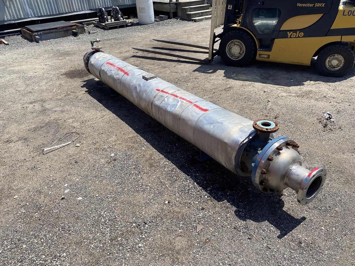 Used Used JFD Tube & Coil Products Inc. 282.5 sq ft. 304L Stainless Steel shell and tube heat exchanger