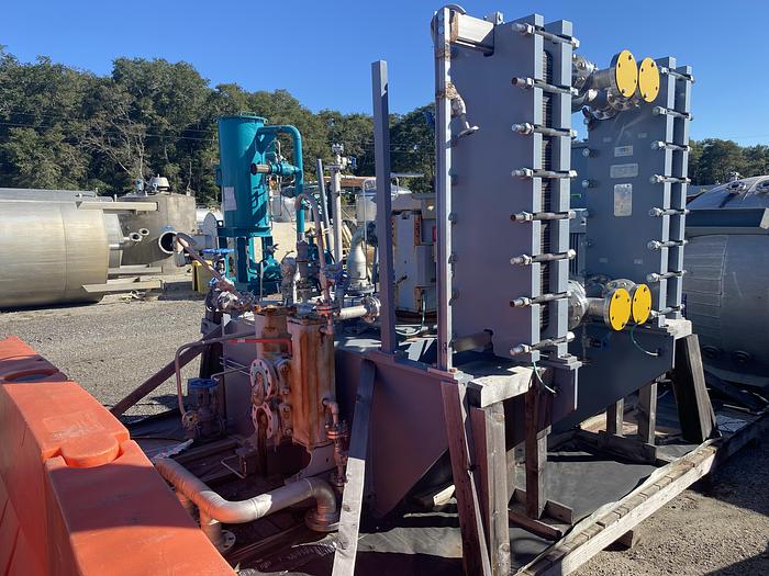 Unused Tubinsud S.R.L. 1000 gallon lube oil system