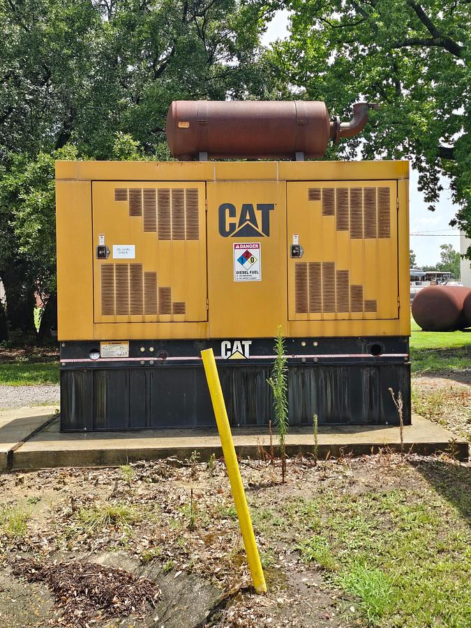 Used Used Caterpillar Stationary 250 KW diesel generator