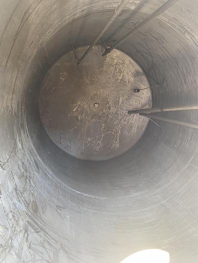 Used Used Alloy Fabricators Inc. approximately 3800 gallon 304 stainless steel vertical tank
