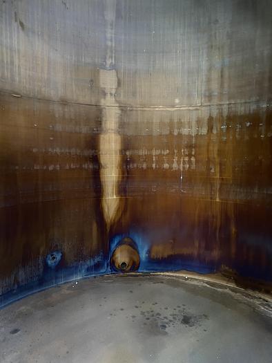 Used Used approximately 6300 gallon vertical stainless steel tank.