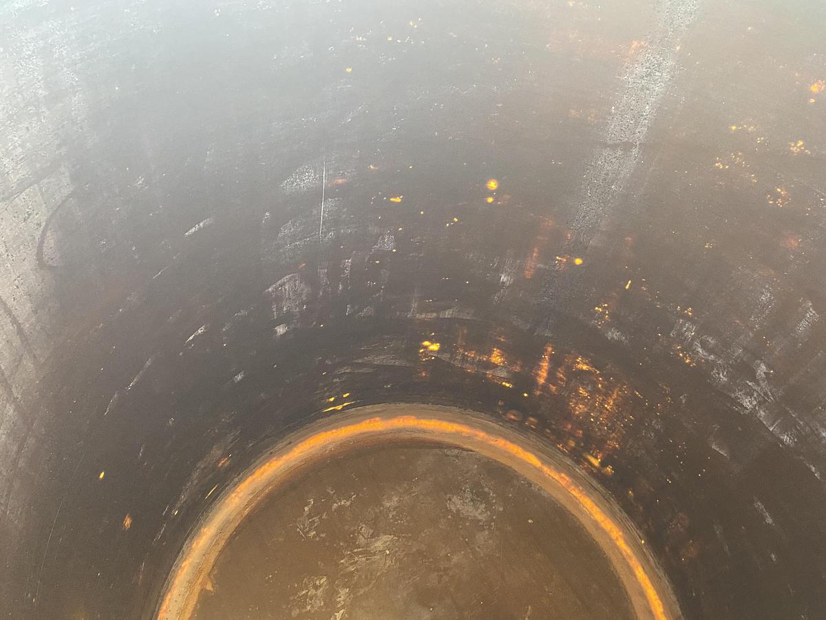 Used Used approximately 4,000 gallon vertical fiberglass storage tank.