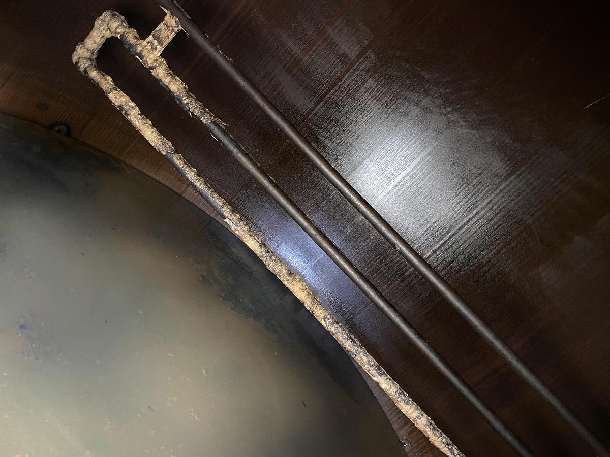 Used Used approximately 5600 gallon carbon steel vertical tank