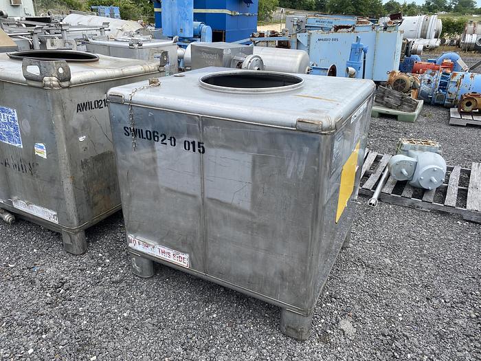 Used Used Hoover Group Inc. 350 gallon 304 stainless steel tote