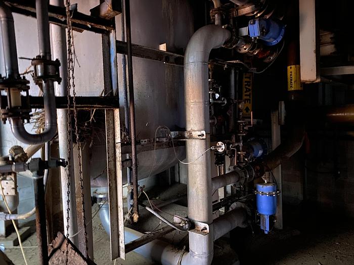 Used Used Tate Metalworks approximately 4,000 gallon 2205 duplex stainless steel vertical sand filter