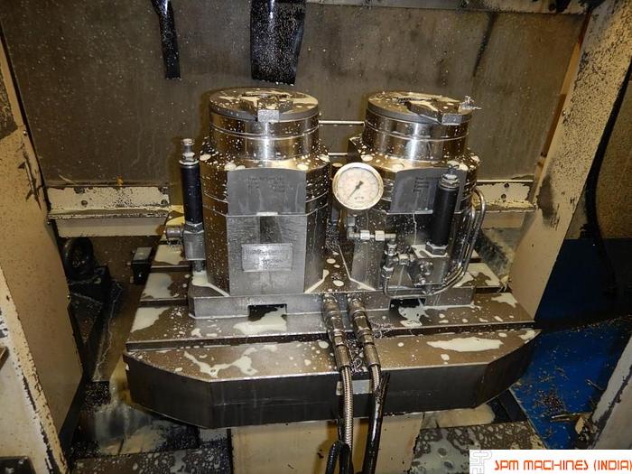 Used Daewoo DMV 400 Twin Pallet VMC - 2000