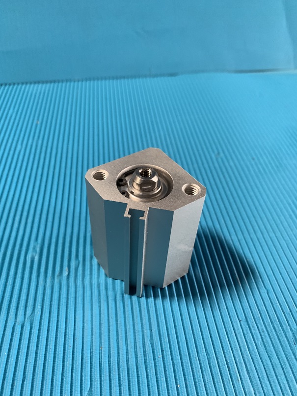 Used SMC Air Cylinder CDQ2A20-20DC