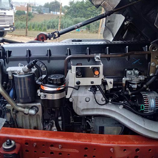 Usado 2001 Iveco Eurotech 440E40 tractor unit