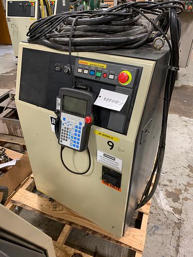 Refurbished FANUC R2000iA/200FO 200KG X 2650MM 6 AXIS CNC ROBOT W/RJ3IB CONTROLS