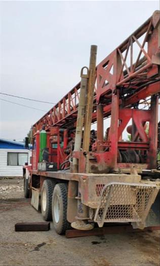 Used 1976 Ingersoll-Rand TH60 Cyclone Drill Rig
