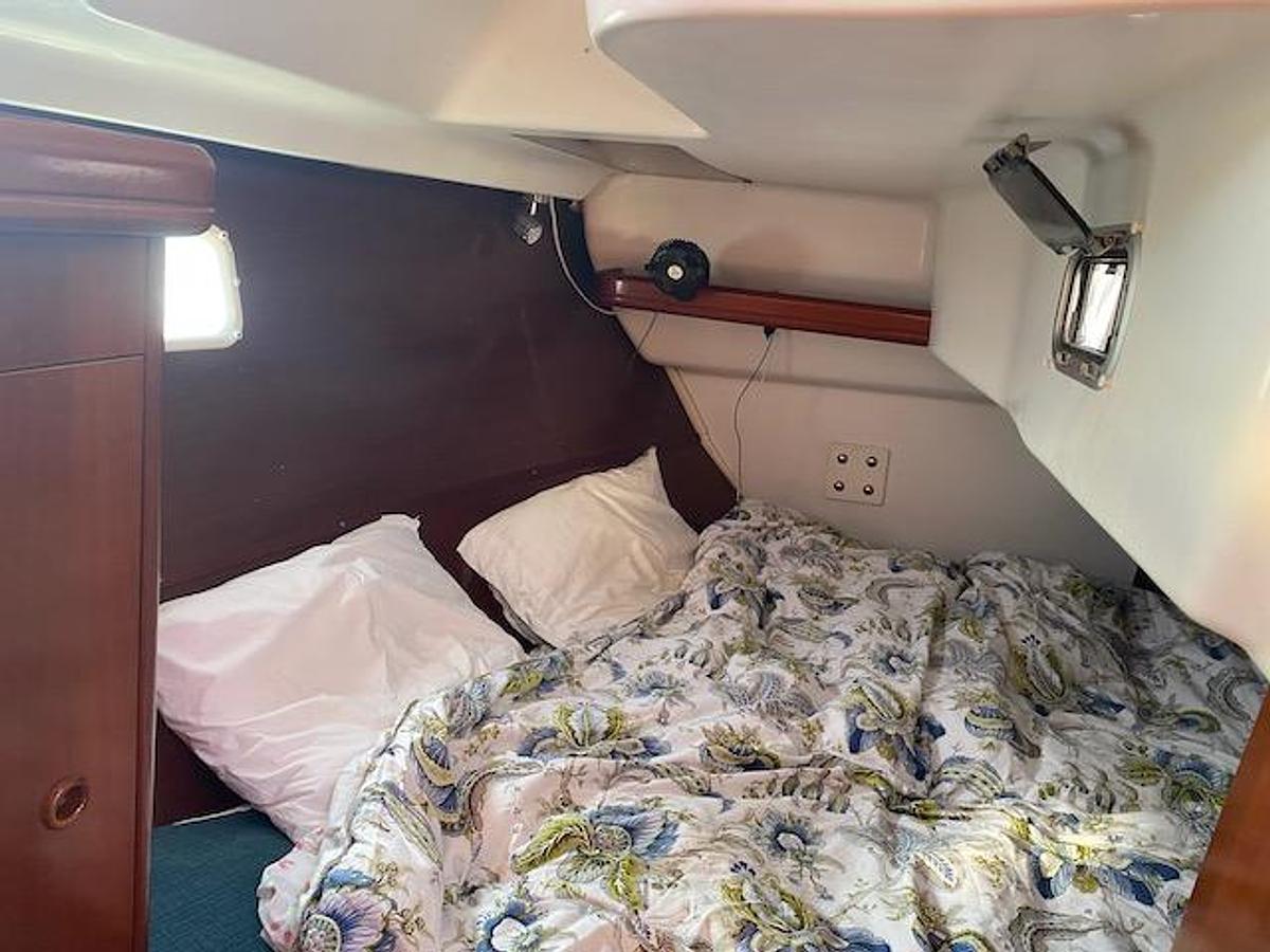 Used 2003 Beneteau 361