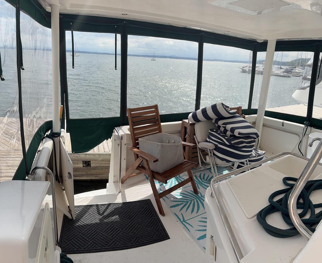 Used 1999 Silverton 392 Motor Yacht