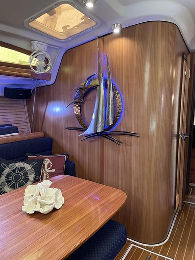 Used 2010 Catalina 350