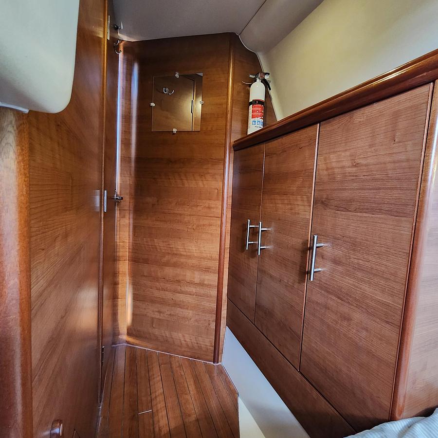 Used 2012 Hunter e 33