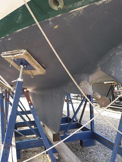 Used 1983 Watkins 32