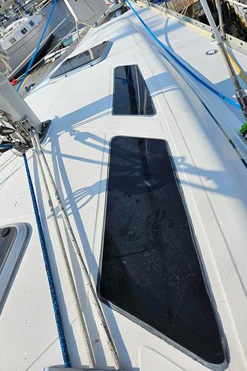 Used 1988 Hunter 35.5 Legend