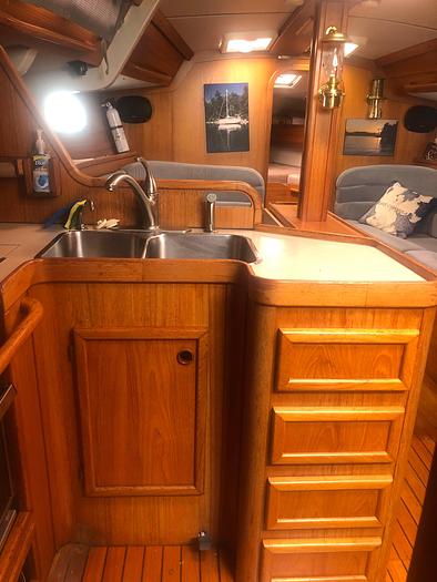 Used 1988 Jeanneau Sunshine 38