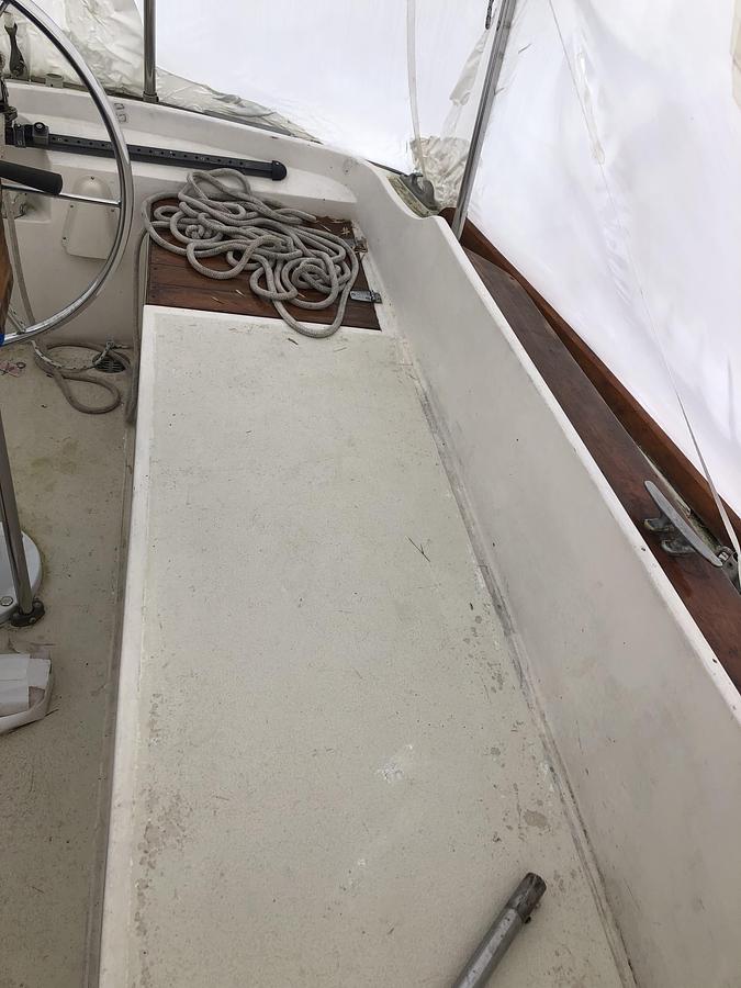 Used 1976 Tartan 30
