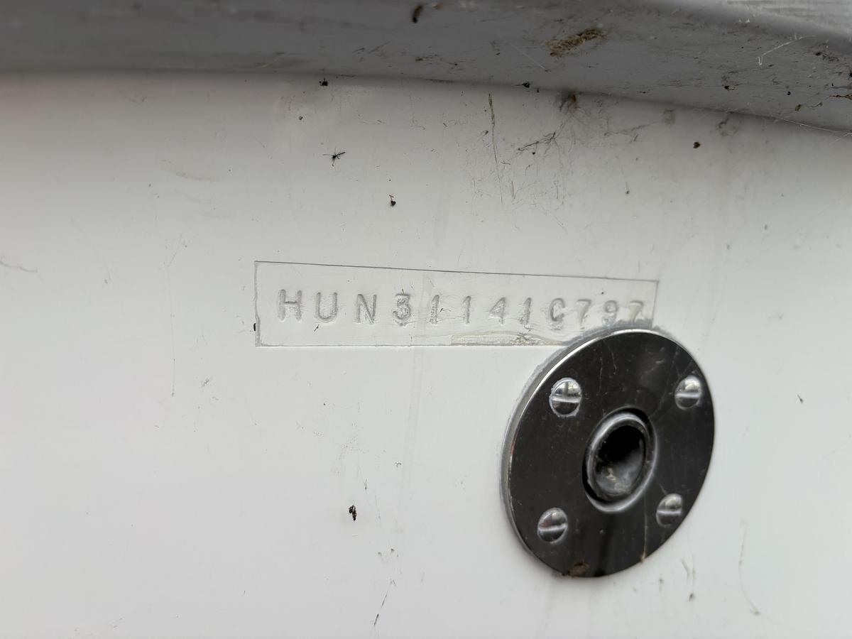 Used 1997 Hunter 310