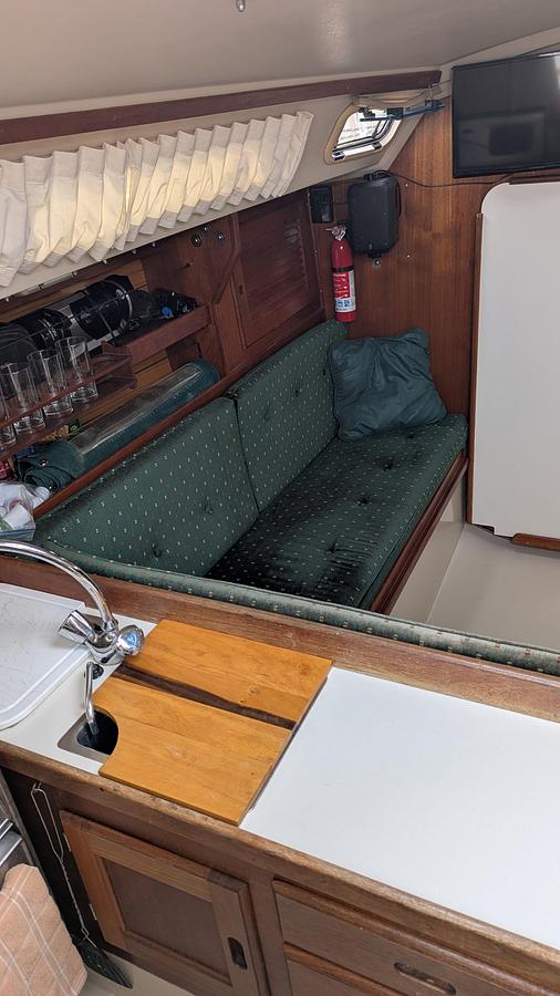 Used 1988 Catalina 30 MKII