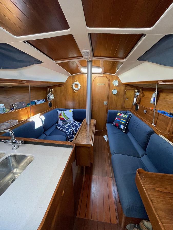 Used 1990 Beneteau Oceanis 350