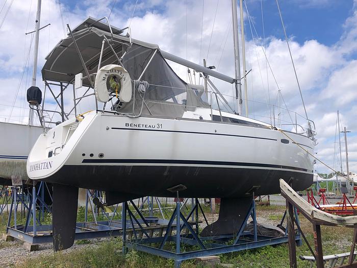 Used 2011 Beneteau Oceanis 31