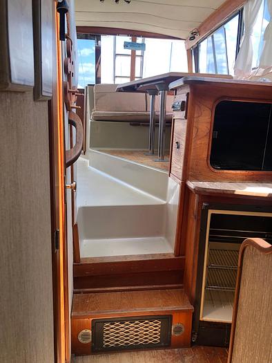 Used 1986 Bayliner 3270 Motoryacht