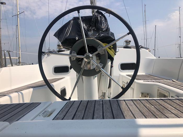 Used 2011 Beneteau Oceanis 31