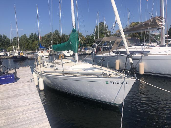 Used 1984 J Boats J 29