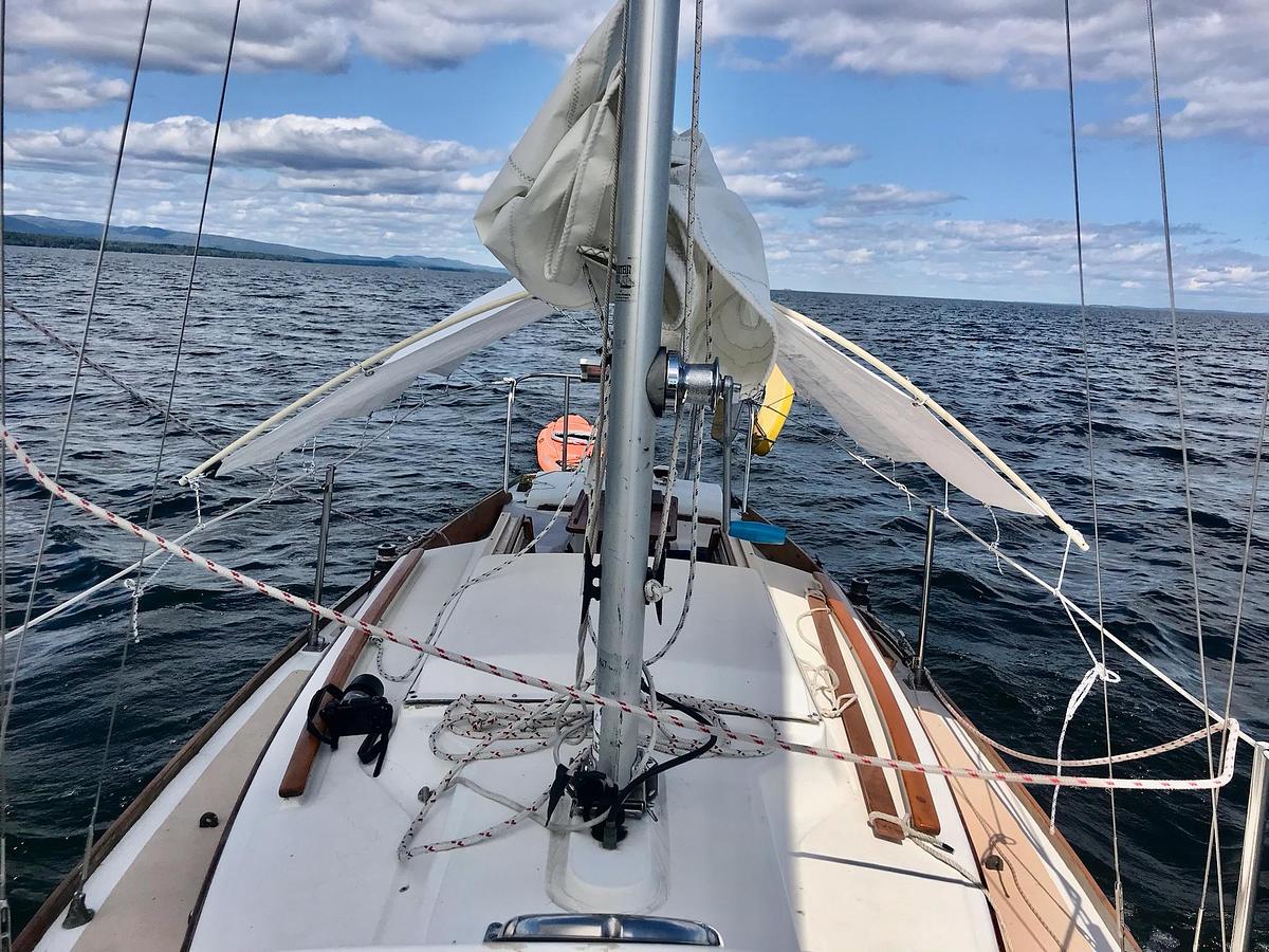 Used 1981 Cape Dory 25