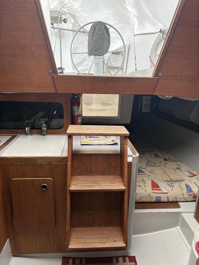 Used 1989 O'day 272LE