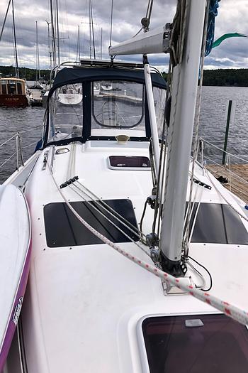 Used 2004 Hunter 33