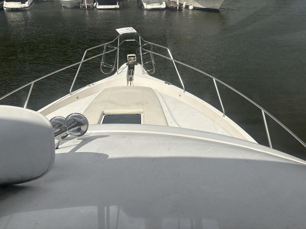 Used 1999 Silverton 392 Motor Yacht