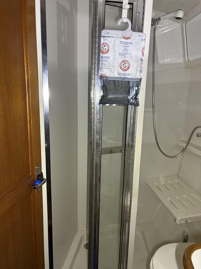 Used 1994 Carver 390 AC