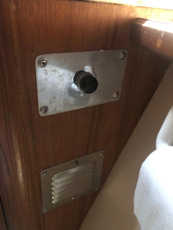 Used 1987 Egg Harbor 37 Convertible Flybridge